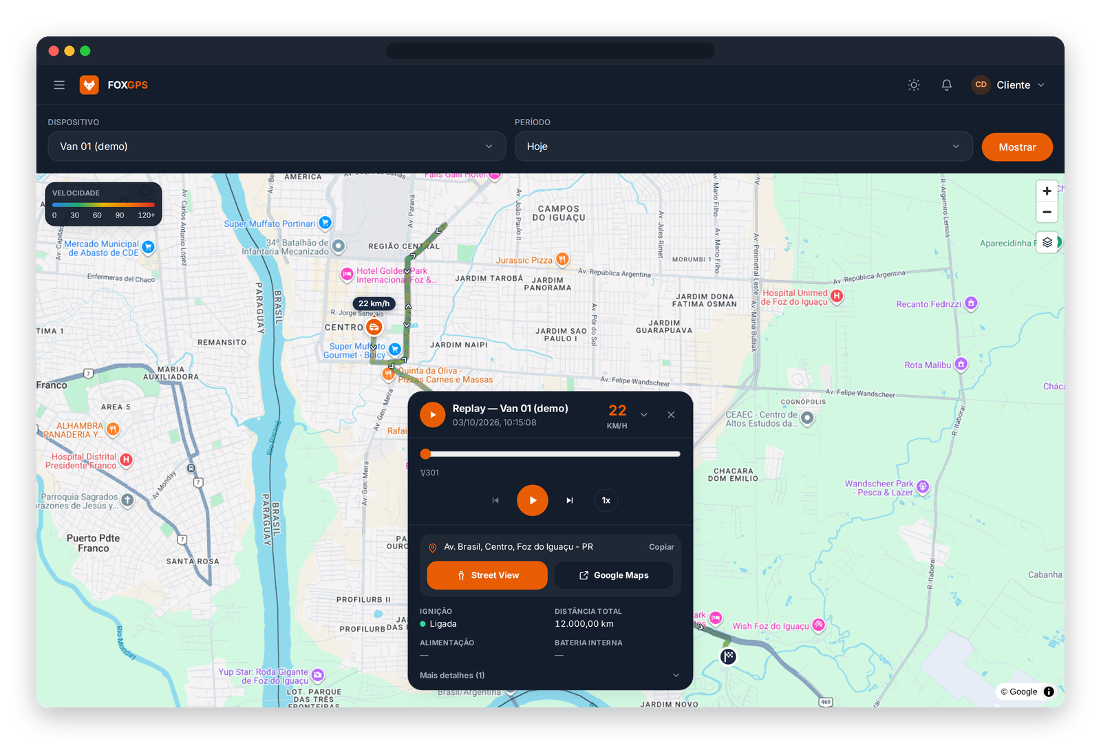 FoxGPS web dashboard in dark mode: route replay of Van 01 (demo) on a map of Foz do Iguaçu, with a speed of 22 km/h, current address and playback controls
